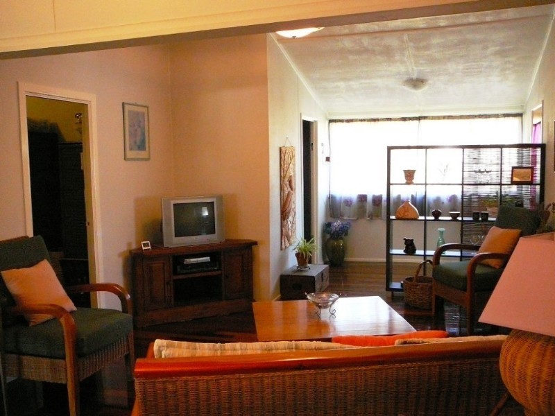 24 Seventh Avenue, Collinsville QLD 4804