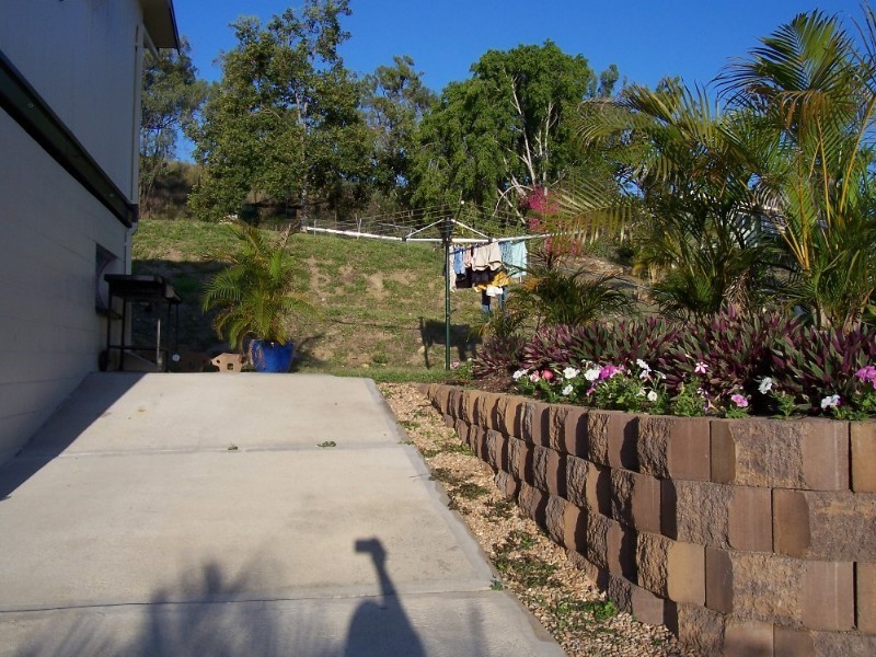 6 Daintree Road, Collinsville QLD 4804