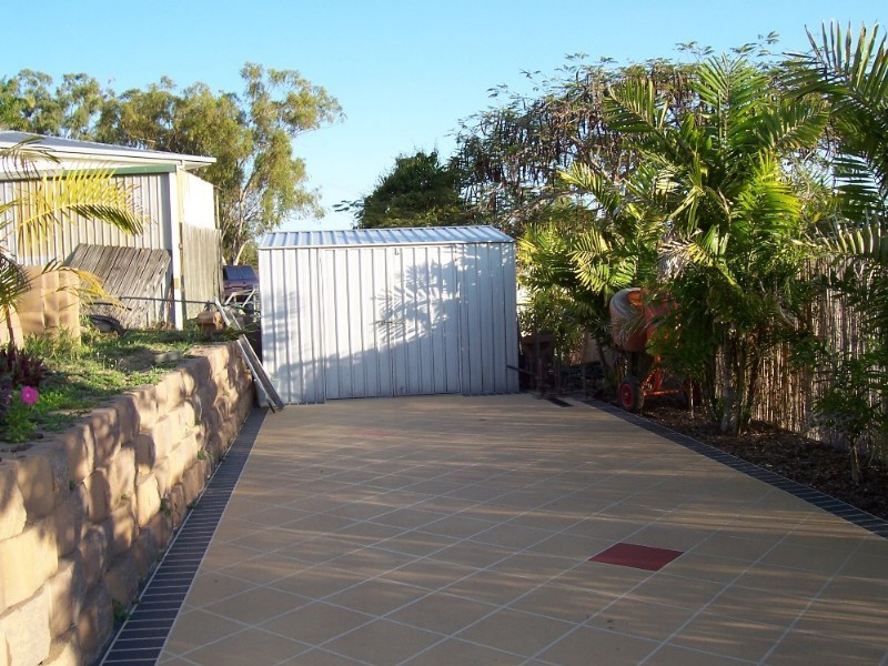 6 Daintree Road, Collinsville QLD 4804