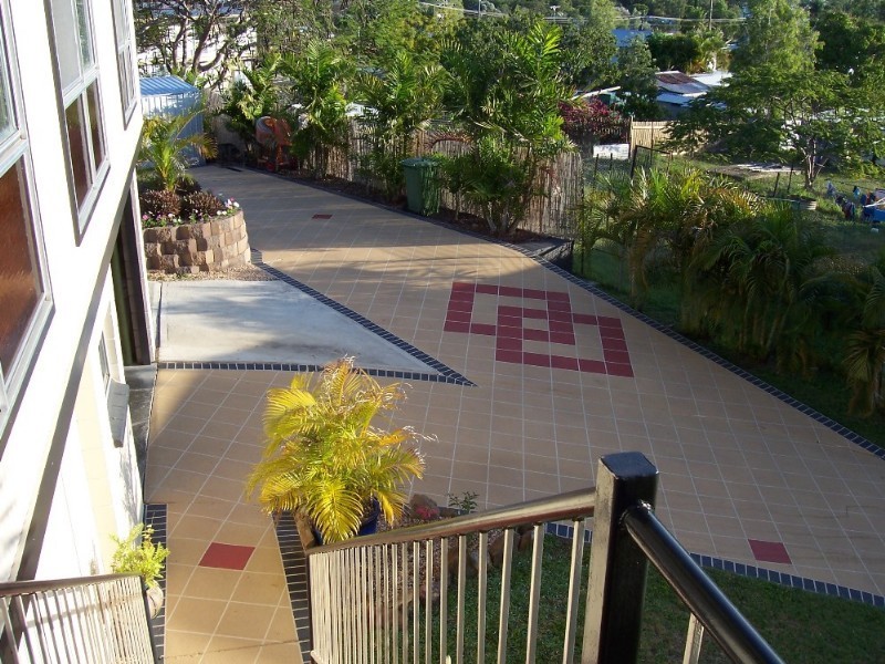 6 Daintree Road, Collinsville QLD 4804