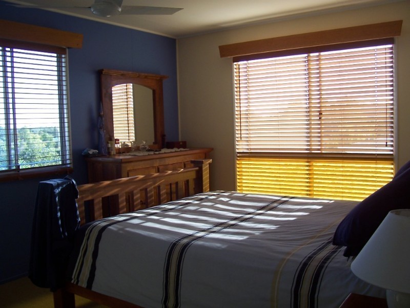 6 Daintree Road, Collinsville QLD 4804