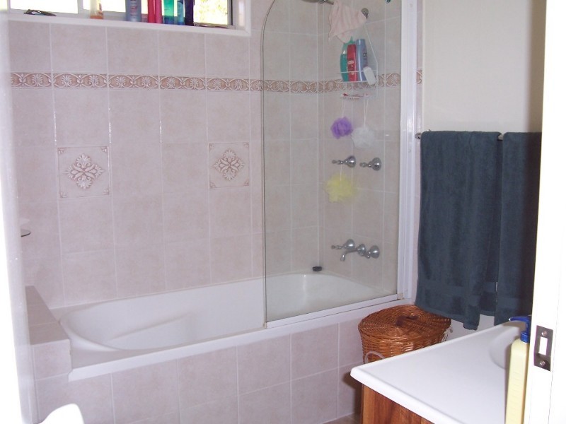 6 Daintree Road, Collinsville QLD 4804