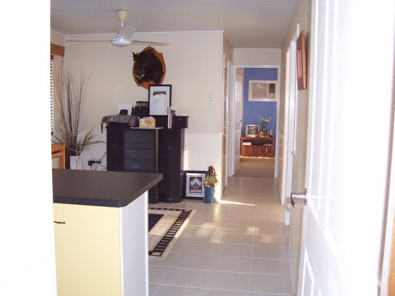 6 Daintree Road, Collinsville QLD 4804