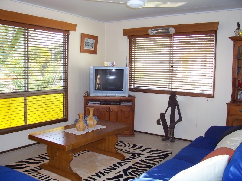 6 Daintree Road, Collinsville QLD 4804