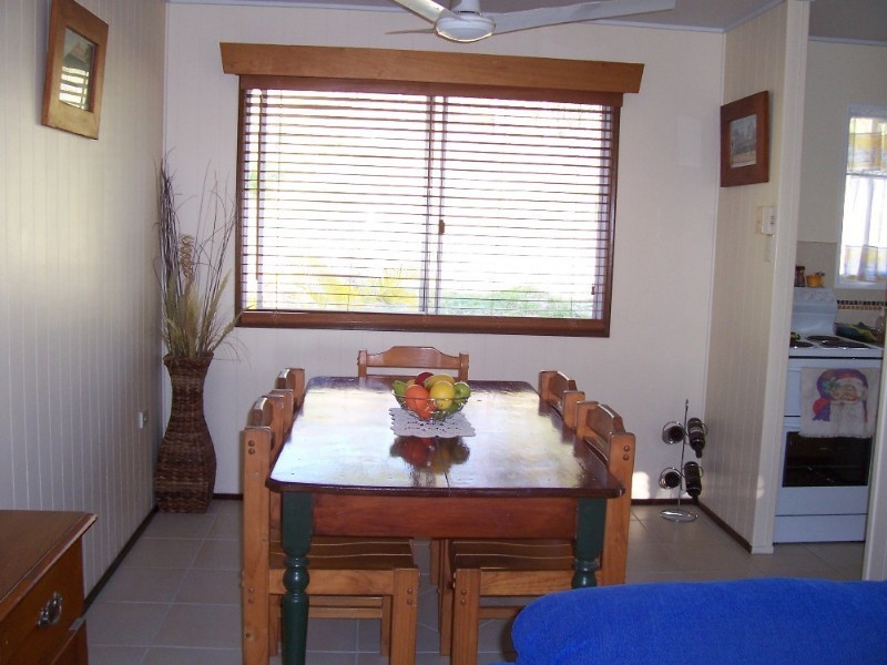 6 Daintree Road, Collinsville QLD 4804