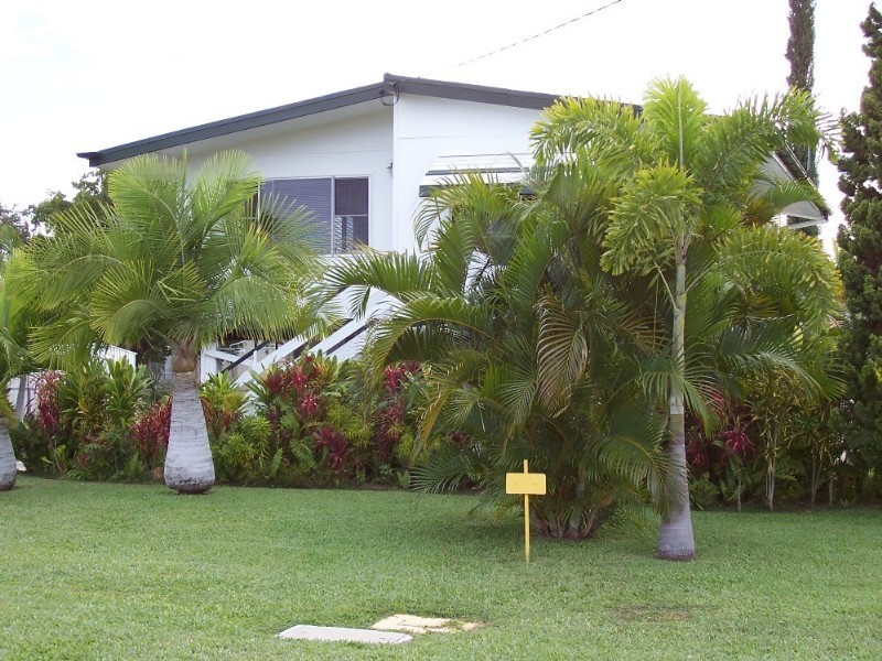 49 Station Road, Collinsville QLD 4804