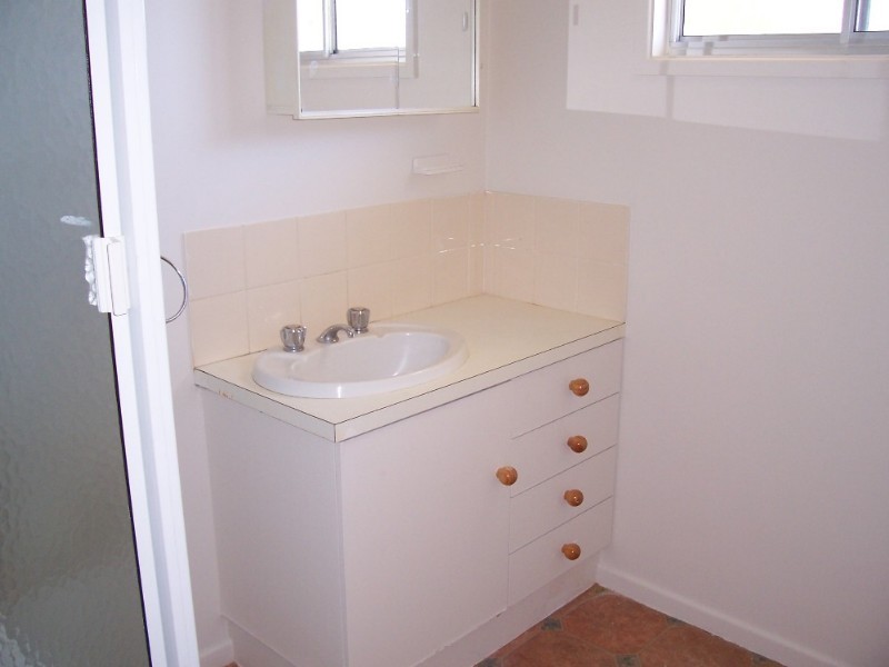 32 Walker Street, Collinsville QLD 4804