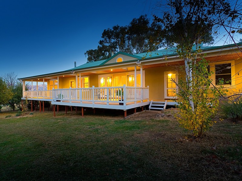 166 Cogdell Lane, Kergunyah VIC 3691