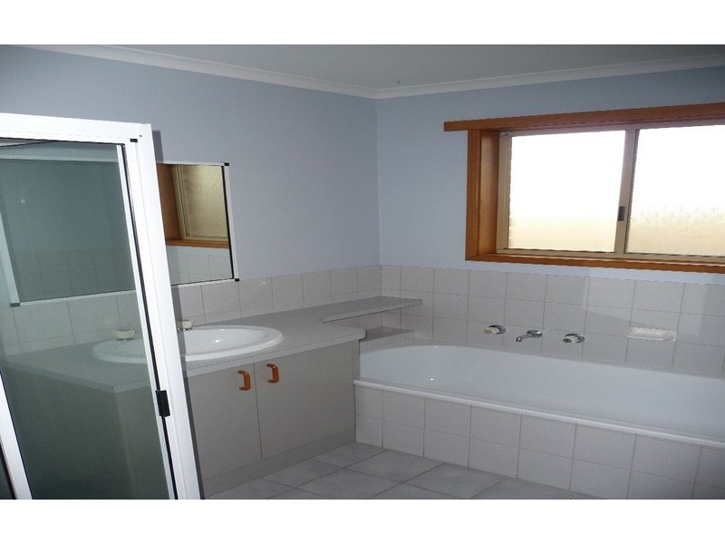 1 Roadshow Drive, Wodonga VIC 3690