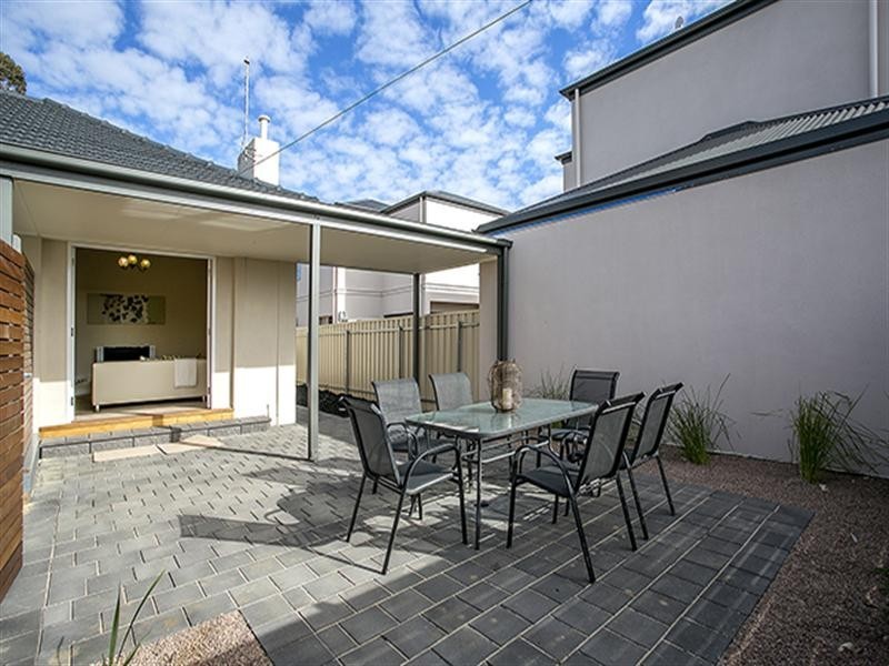 38 Nilpena Avenue, Park Holme SA 5043