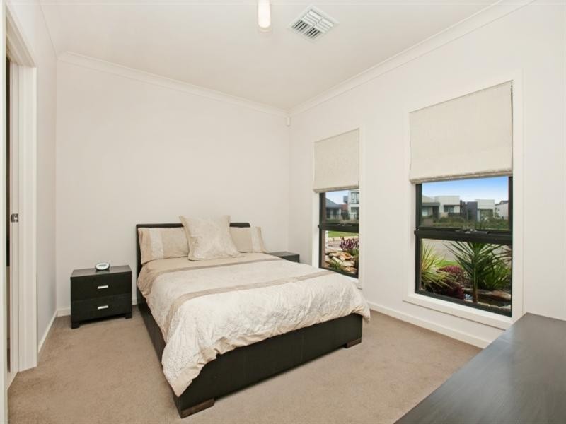 5 Palani Court, Mawson Lakes SA 5095