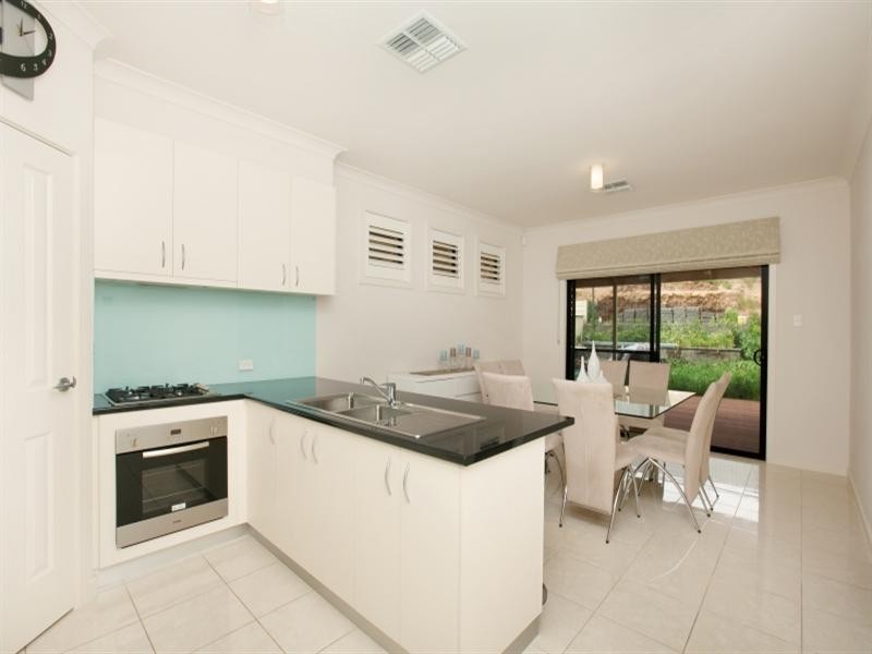 5 Palani Court, Mawson Lakes SA 5095