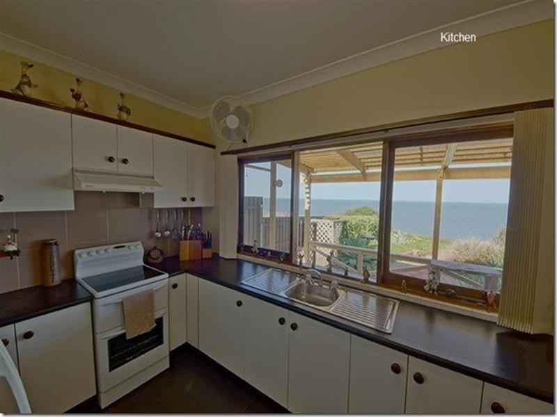 71 Main Coast Road, Pine Point SA 5571