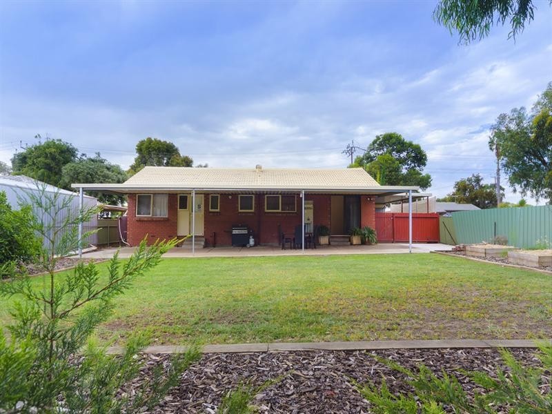 5 Richards Dr., Morphett Vale SA 5162