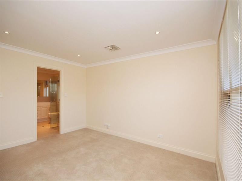 11 Willow Bend, Marden SA 5070