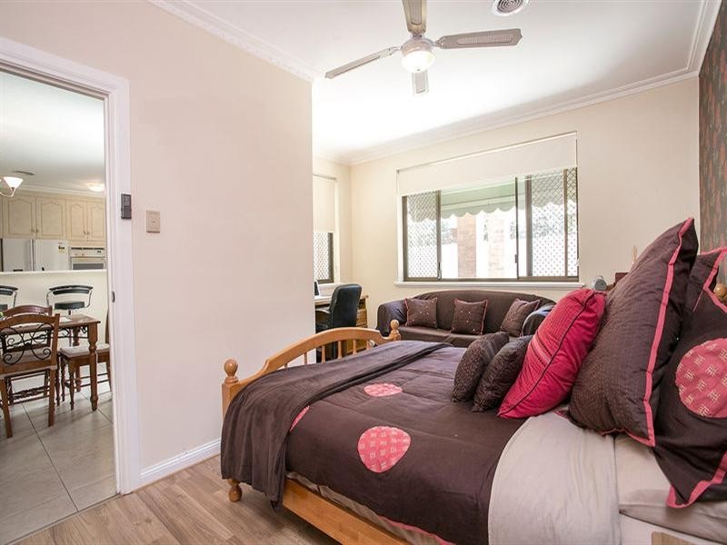 12 Iris Court, Grange SA 5022