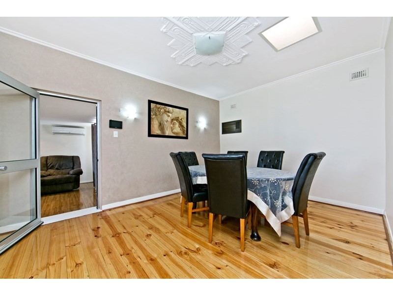 4 Coleridge Crescent, Clearview SA 5085