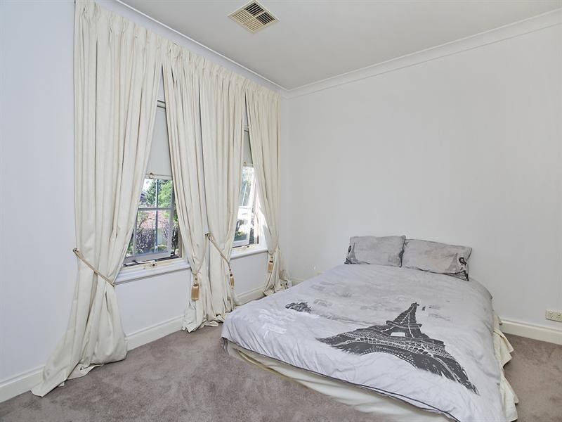 2B Lewis, Glen Osmond SA 5064