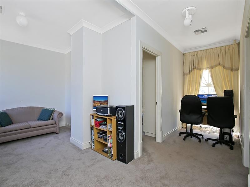 2B Lewis, Glen Osmond SA 5064