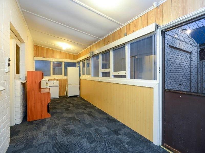 16 Dudley Street, North Plympton SA 5037