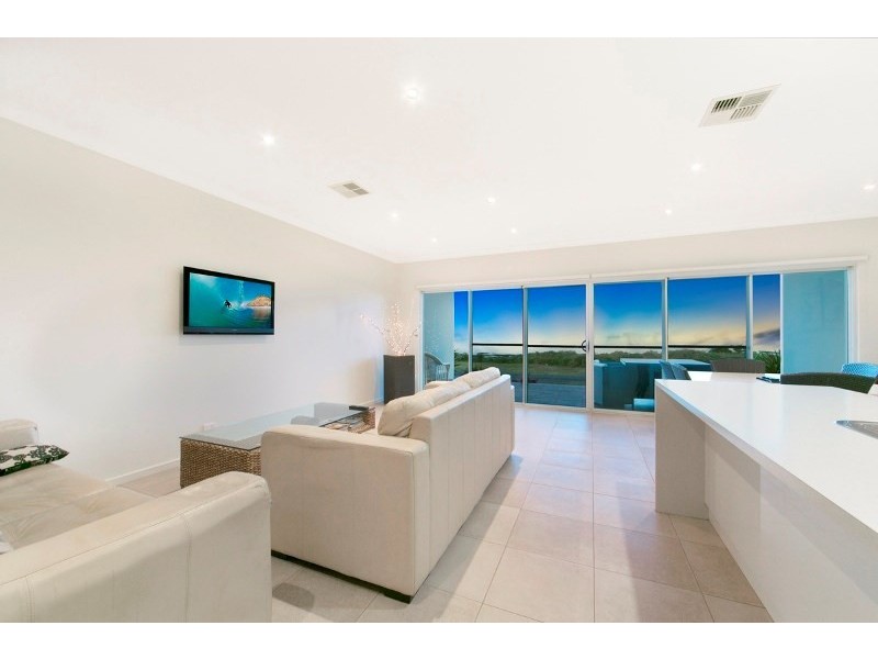 79 Esplanade, Point Turton SA 5575