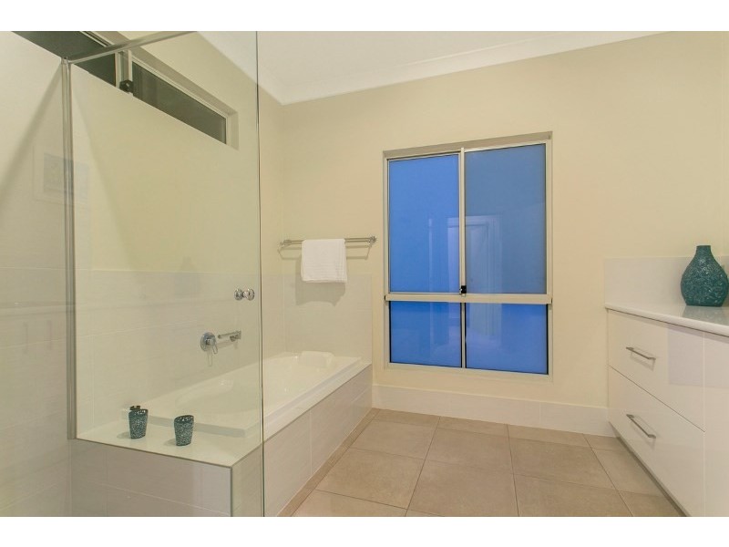 79 Esplanade, Point Turton SA 5575