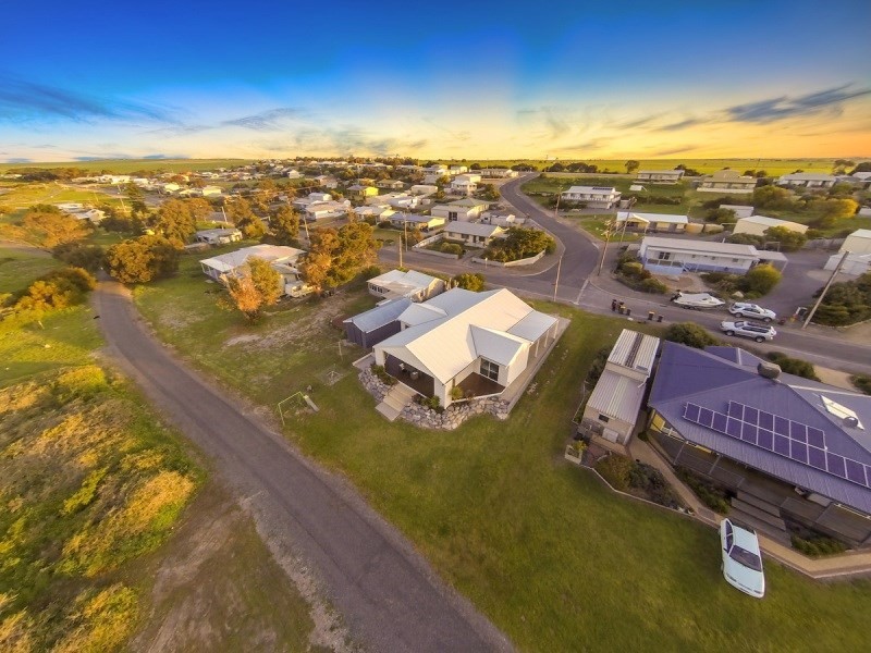 79 Esplanade, Point Turton SA 5575