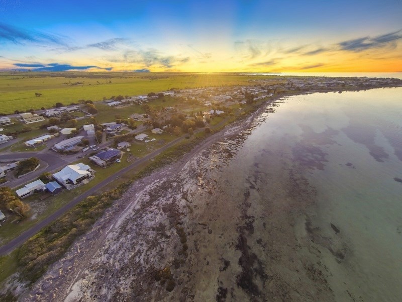 79 Esplanade, Point Turton SA 5575