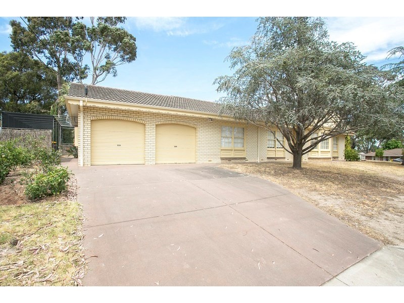 19 Starlight Crescent, Flagstaff Hill SA 5159