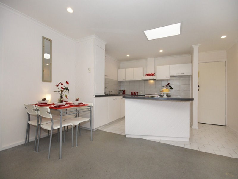 16/70 Military Road, Tennyson SA 5022