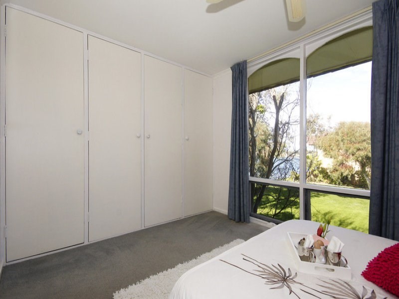 16/70 Military Road, Tennyson SA 5022