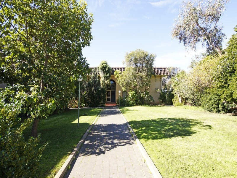 16/70 Military Road, Tennyson SA 5022