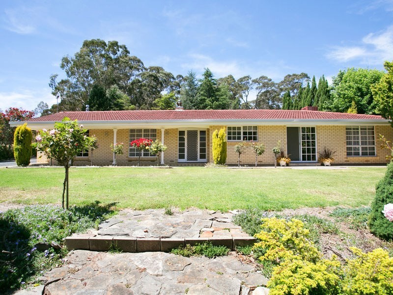 8 Male Crescent, Hahndorf SA 5245