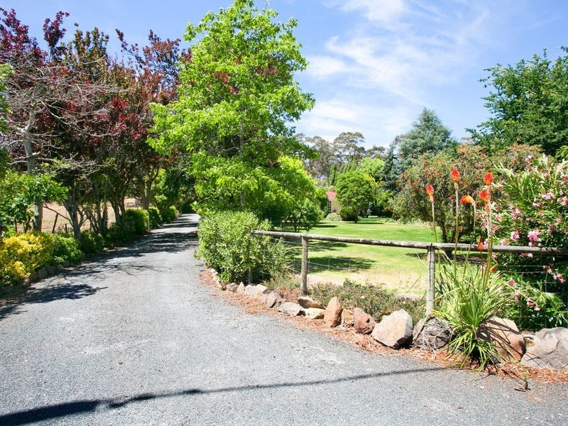 8 Male Crescent, Hahndorf SA 5245