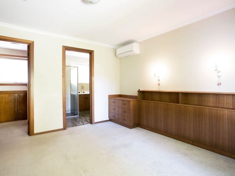 8 Male Crescent, Hahndorf SA 5245