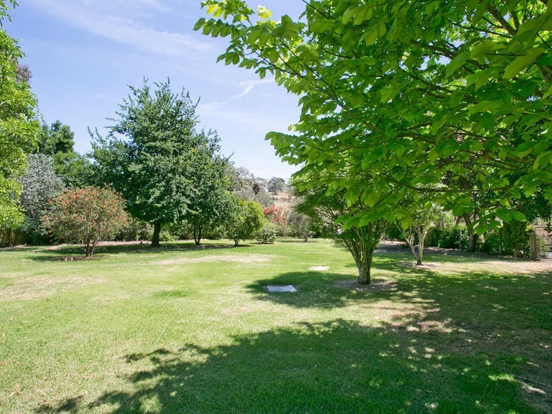 8 Male Crescent, Hahndorf SA 5245