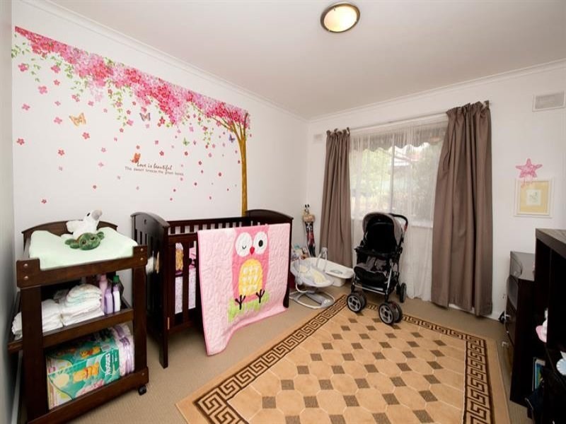 41 Knightsbridge Avenue, Valley View SA 5093