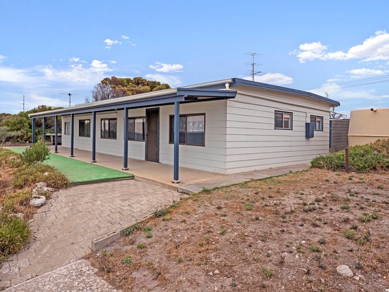 108 north coast Road, Point Turton SA 5575