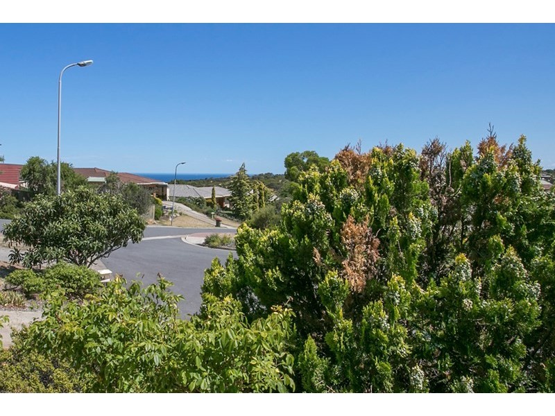 5 Admella Court, Hallett Cove SA 5158