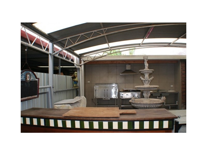 292 Tapleys Hill Road, Seaton SA 5023