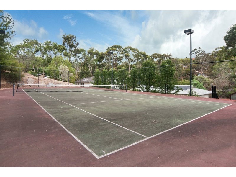 50 Yurilla Drive, Bellevue Heights SA 5050