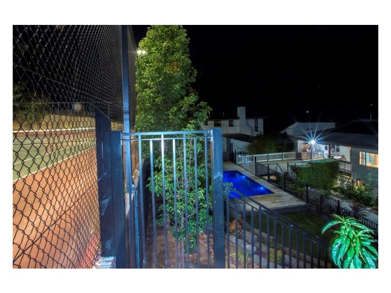 50 Yurilla Drive, Bellevue Heights SA 5050