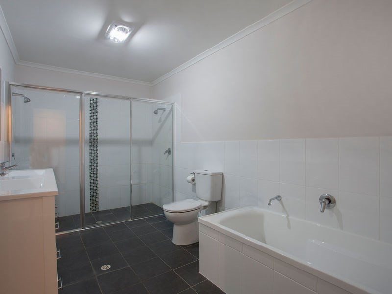 38 Mackenzie Court, Mawson Lakes SA 5095