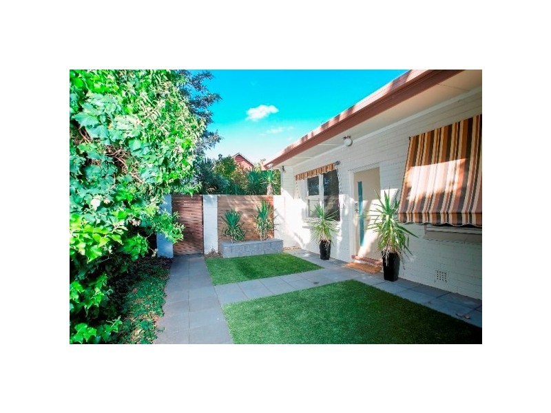 4/18 Gurrs Road, Kensington Park SA 5068