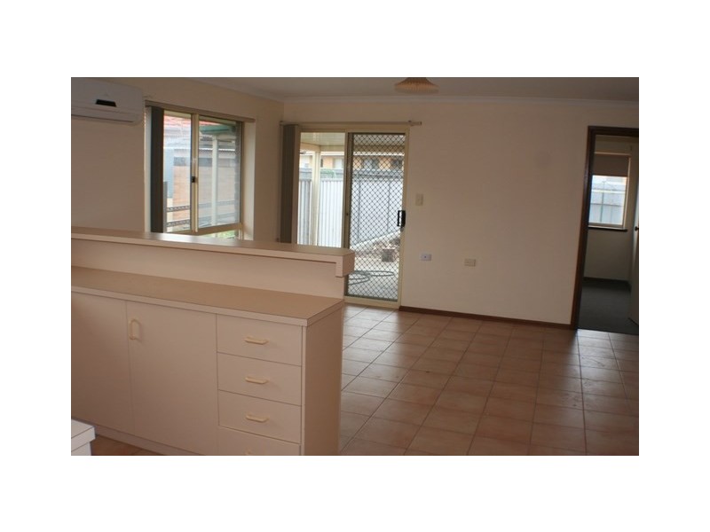 2/68 Meakin Terrace, Seaton SA 5023