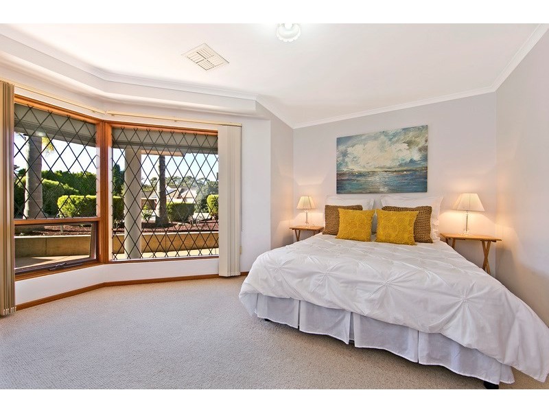 5 Faldo Close, Fairview Park SA 5126