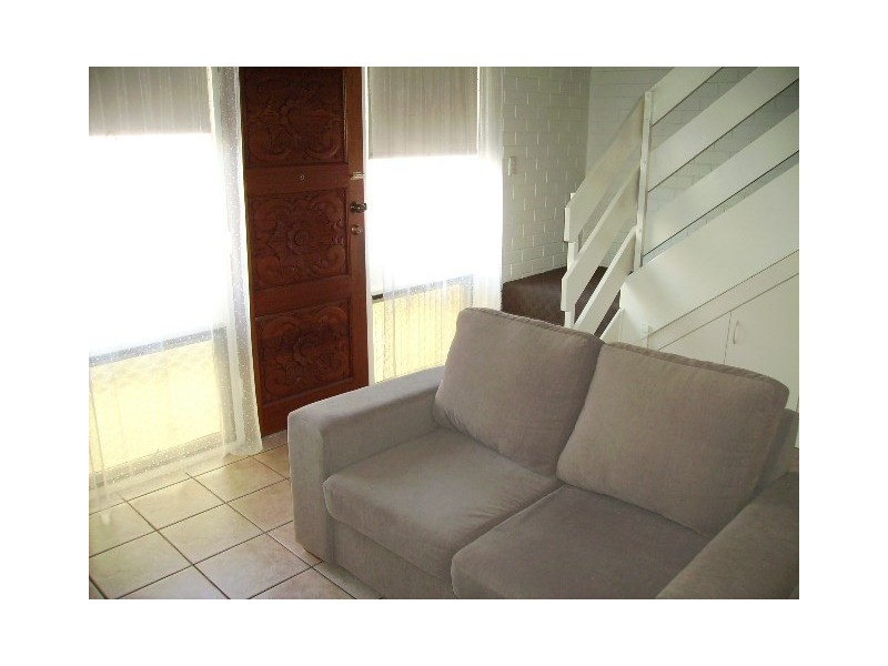 2/4 Fosters Road, Greenacres SA 5086