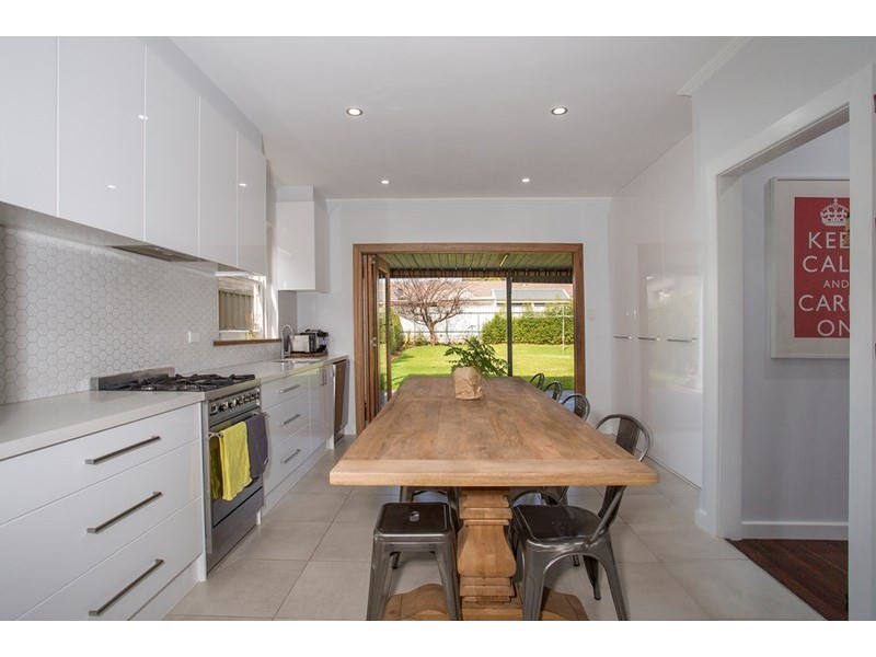 24 Hancock Avenue, Campbelltown SA 5074