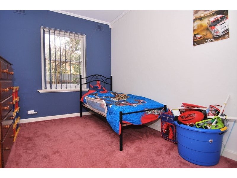 14 Raymel Crescent, Campbelltown SA 5074