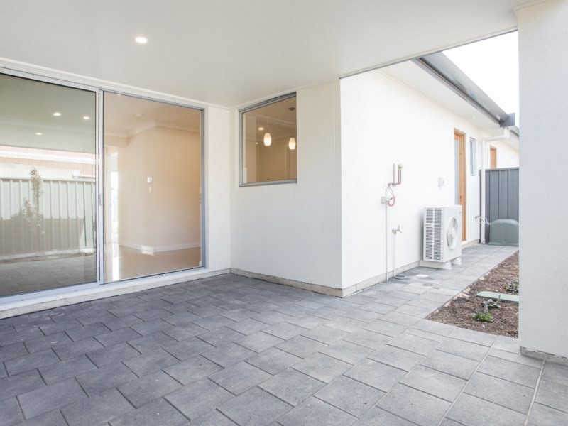 2/52 Pildappa Avenue, Park Holme SA 5043